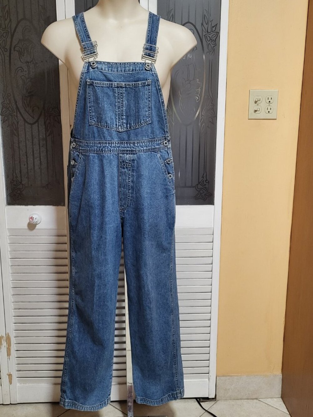 GAP Women’s Blue Denim One-Piece Bib Overall Jumpsuit